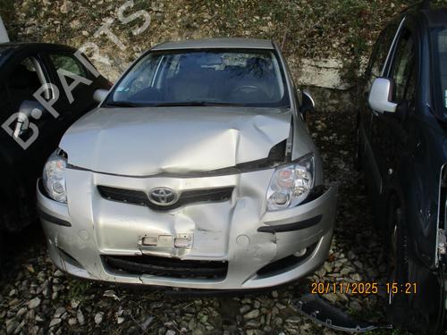 Brugte TOYOTA AURIS (_E15_) 1.6 (ZRE151_, ZRE151R) (124 hp) 4406016