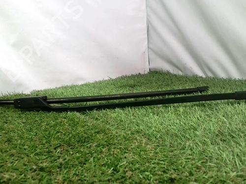 Used Front windshield wiper arm Front windshield wiper arm 21856633 21856633