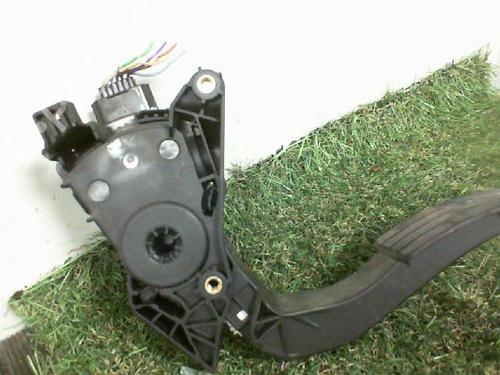 Pedal RENAULT CLIO IV (BH_) 0.9 TCe 90 (BHNF, BHMA, BHMH, BHJK, BHJR) | BP29120247I4 