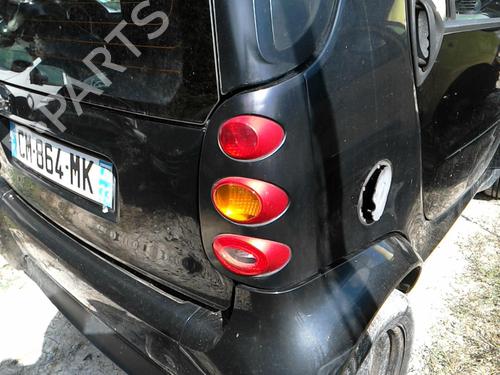 right-taillight-smart-fortwo-coupe-450-2004-2005-2006-2007-37202242 main image