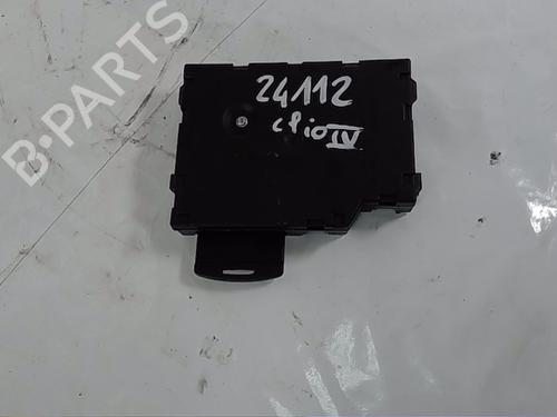 Kartenleser für RENAULT CLIO IV (BH_) 1.2 16V (73 hp) 29143066