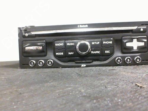 Used Radio Radio PEUGEOT 5008 (0U_, 0E_) 1.6 HDi (110 hp) 20877804 20877804