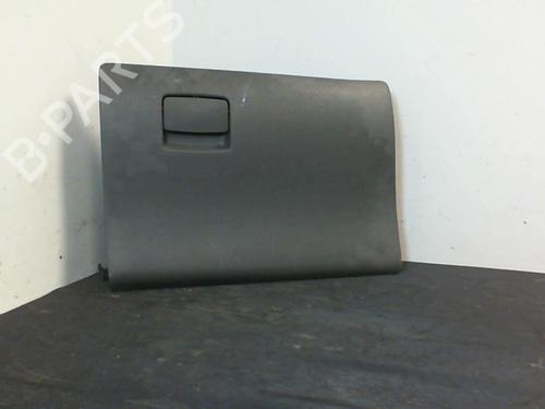 Used Glove box SEAT IBIZA III (6L1) 1.4 TDI (70 hp) 21857022