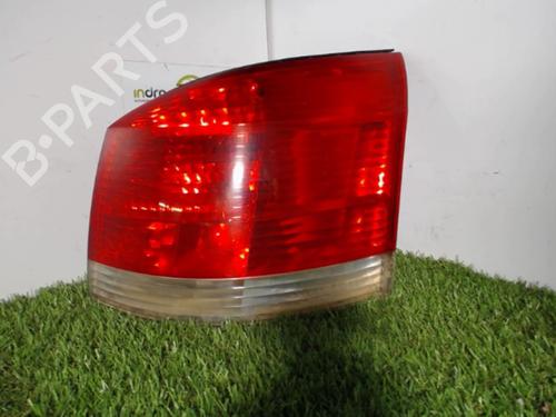 Used Right taillight OPEL SIGNUM Hatchback (Z03) 2.2 DTI (F48) (125 hp) 21852570