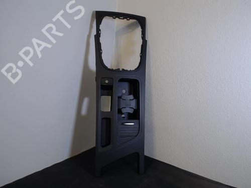 Used Middle console Middle console RENAULT MEGANE IV Hatchback (B9A/M/N_) 1.5 dCi 110 (B9A3) (110 hp) 21857310 21857310