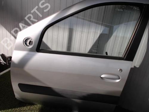 Used Left front door DACIA LOGAN MCV (KS_) 1.5 dCi (KS04) (88 hp) 21189385