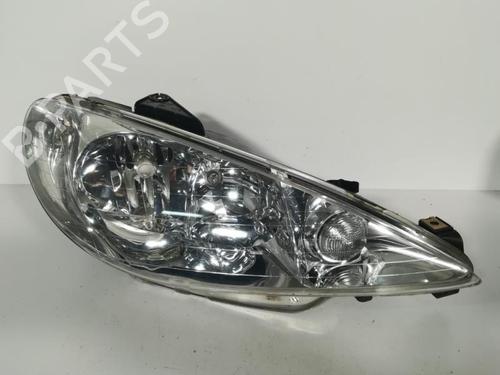 Used Right headlight PEUGEOT 206 Hatchback (2A/C) 1.4 HDi eco 70 (68 hp) 31161491