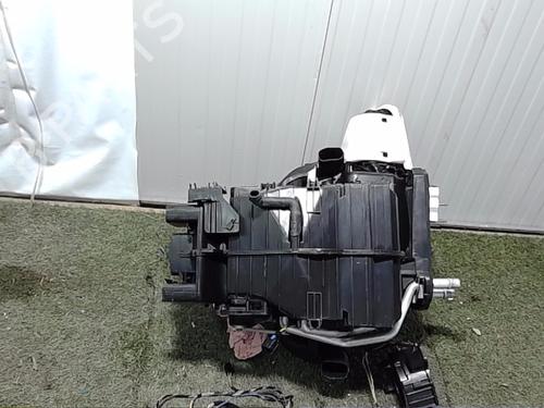 Used Heater matrix box PEUGEOT 308 II (LB_, LP_, LW_, LH_, L3_) 1.6 BlueHDi 120 (120 hp) 26618379