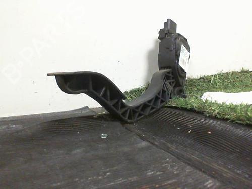 Used Pedal Pedal PEUGEOT 208 I (CA_, CC_) 1.6 HDi / BlueHDi 75 (75 hp) 28814167 28814167