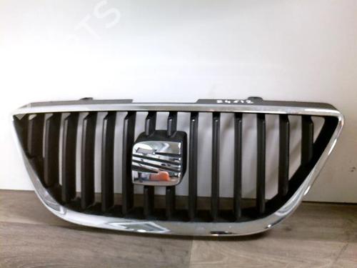 Used Grille Grille 37228188 37228188