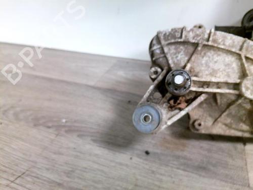 front-wiper-motor-renault-scenic-iii-jz01_-2008-2009-2010-2011-2012-2013-2014-2015-2016-37010393 main image