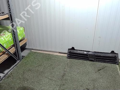 Used Grille Grille 27368148 27368148