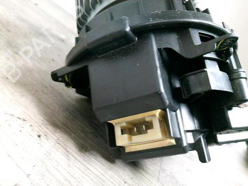 Motor da chauffage Motor da chauffage RENAULT CLIO V (B7_) 1.5 Blue dCi 85 (B7AG) (86 hp) 36369371 36369371