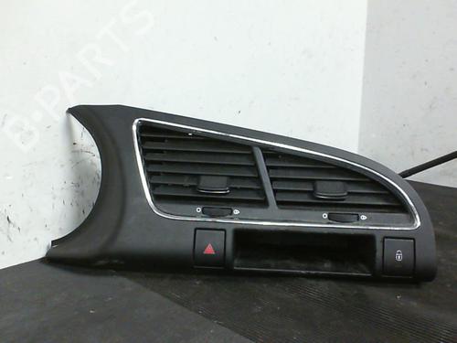 Used Air vent PEUGEOT 3008 I MPV (0U_) 1.6 HDi (109 hp) 20878427