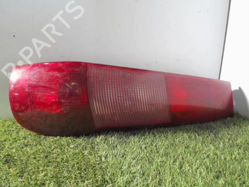 Used Right taillight FIAT PUNTO (176_) 60 1.2 (176AP, 176AR, 176AQ, 176BB) (60 hp) 21853736