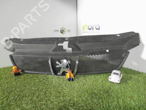 Used Grille PEUGEOT 406 (8B) 2.0 HDI 110 (109 hp) 21852170