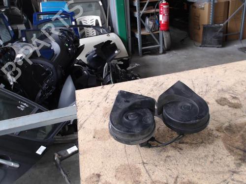 Used Horn Horn RENAULT MEGANE III Hatchback (BZ0/1_, B3_) 1.5 dCi (BZ09, BZ0D, BZ1W, BZ29, BZ14) (110 hp) 21388732 21388732