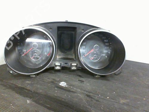 Used Instrument cluster VW GOLF VI (5K1) 1.6 TDI (105 hp) 20878495