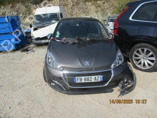 Brugte PEUGEOT 208 I (CA_, CC_) 1.5 BlueHDI 100 (102 hp) 4395875
