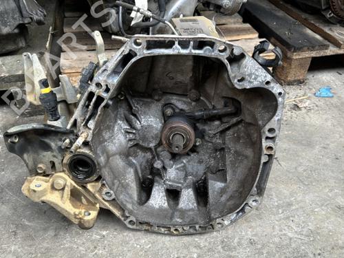 Used Gearbox Gearbox RENAULT CLIO II (BB_, CB_) 1.5 dCi (B/C2J) (68 hp) 21857230 21857230