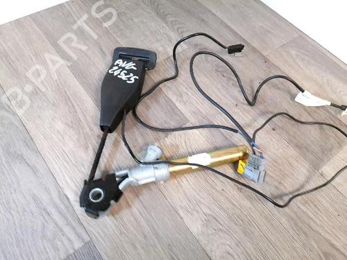 Used Seat buckle RENAULT CLIO II (BB_, CB_) 1.5 dCi (B/CB07) (65 hp) 31061060