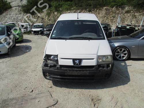 Left front door PEUGEOT EXPERT Van (222) 2.0 HDI | BP21856724C2 