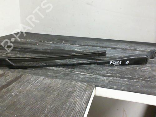 Used Front windshield wiper arm PEUGEOT 2008 I (CU_) 1.2 THP 110 / PureTech 110 (110 hp) 24351195