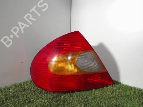 Used Left taillight FORD MONDEO II (BAP) 1.8 i (115 hp) 21853390