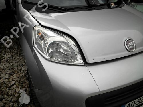 Used Right headlight Right headlight FIAT QUBO (225_) 1.3 D Multijet (225CXB1A, 225AXB1A, 225CXB11, 225AXB11,... (75 hp) 20878772 20878772
