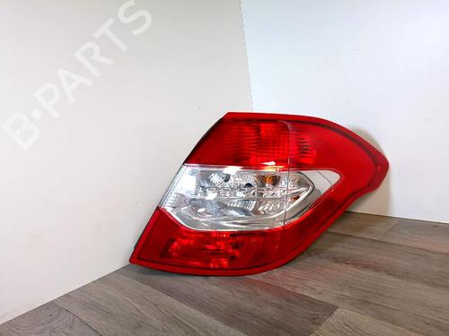 Used Right taillight Right taillight CITROËN C4 II (NC_) 1.6 HDi 115 (114 hp) 32983901 32983901