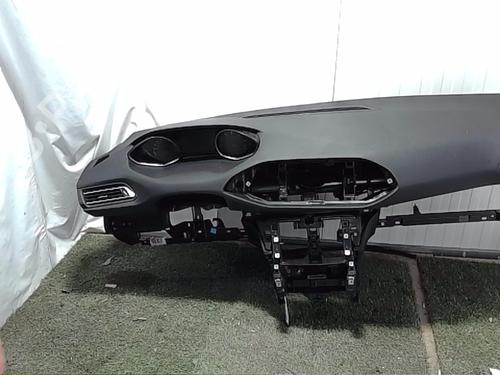 Used Dashboard PEUGEOT 308 II (LB_, LP_, LW_, LH_, L3_) 1.6 BlueHDi 120 (120 hp) 26496561