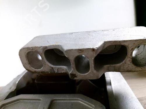 Used Engine mount Engine mount 37228197 37228197