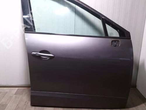 Used Right front door RENAULT SCÉNIC III (JZ0/1_) 1.5 dCi (110 hp) 32037774
