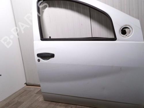 right-front-door-dacia-sandero-2008-31323237 main image