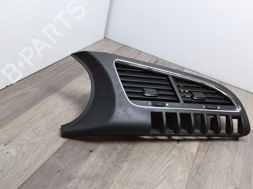 Used Air vent Air vent 31050708 31050708