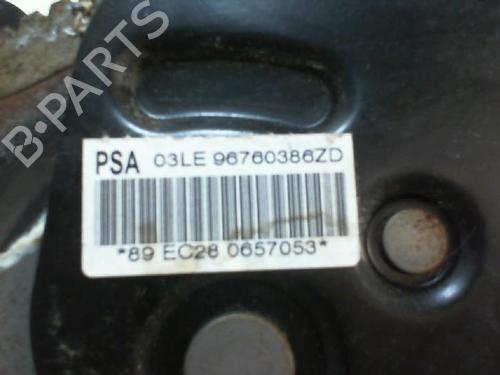 Used Hand brake Hand brake PEUGEOT 208 I (CA_, CC_) 1.4 HDi (68 hp) 30396114 30396114