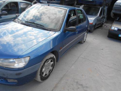 Left front steering knuckle PEUGEOT 306 Hatchback (7A, 7C, N3, N5) 1.6 | BP21850533M25 