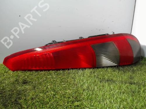 Used Right taillight FORD FIESTA V (JH_, JD_) 1.4 TDCi (68 hp) 21854038