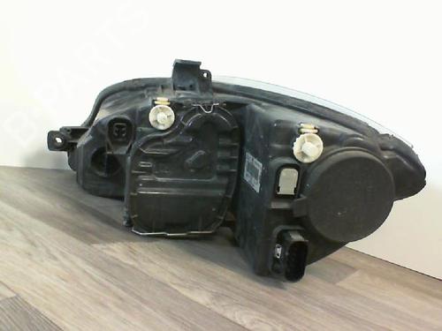 Right headlight SEAT LEON (1P1) 1.6 TDI | BP30097072C29