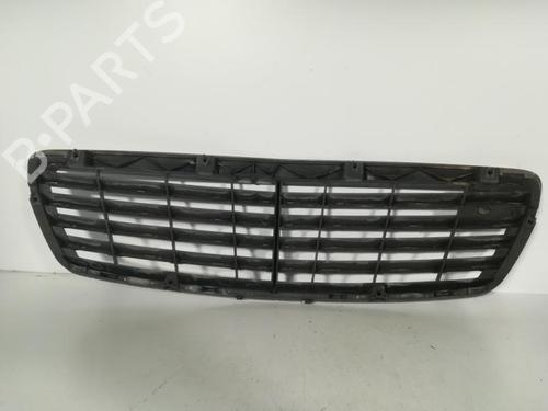 Used Grille MERCEDES-BENZ E-CLASS T-Model (S211) E 320 T CDI (211.226) (204 hp) 20879943