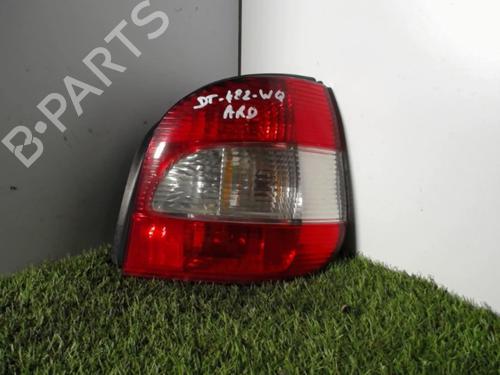 Używane Lampa tylna prawa RENAULT SCÉNIC I MPV (JA0/1_, FA0_) 1.4 16V (JA0D, JA1H, Ja0W, JA10) (95 hp) 21853673