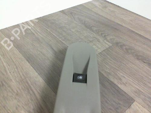 Used Right front window switch Right front window switch RENAULT ZOE (BFM_) ZOE (92 hp) 30591057 30591057