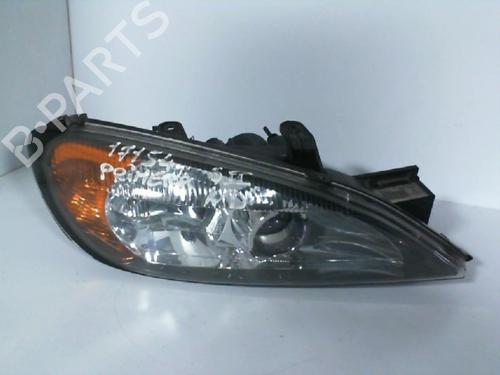 Used Right headlight NISSAN PRIMERA Hatchback (P11) 2.0 TD (90 hp) 21850551