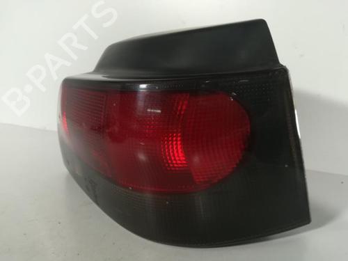 Used Right taillight Right taillight 21851061 21851061