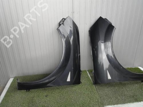 Used Right front fenders RENAULT SCÉNIC II (JM0/1_) 1.5 dCi (JM1E, JM16) (106 hp) 21856476