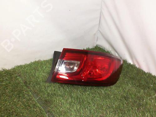 right-taillight-renault-clio-iv-bh_-2012-2013-2014-2015-2016-2017-2018-2019-2020-2021-33273974 main image