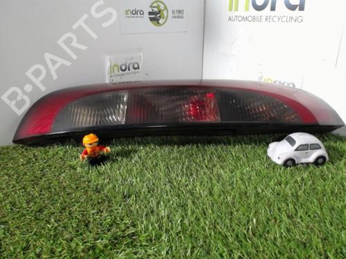Używane Lampa tylna lewa OPEL CORSA C (X01) 1.3 CDTI (F08, F68) (70 hp) 21852036