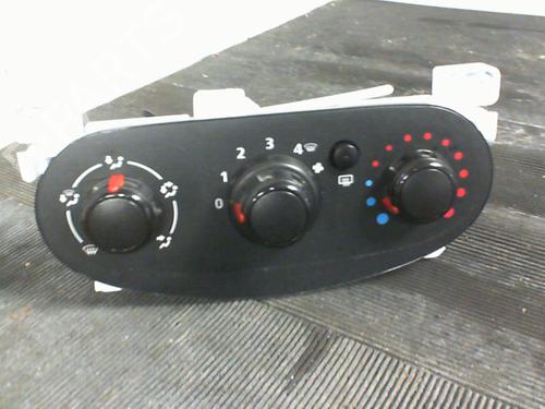 Climate control DACIA SANDERO II 1.0 SCe 75 (B8JC, B8JD, B8NC) | BP20877809I5 