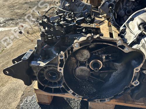 Gearbox HYUNDAI SONATA V (NF) 2.0 CRDi | BP22300681M3 