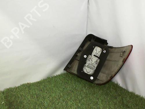 Used Right taillight Right taillight MERCEDES-BENZ B-CLASS Sports Tourer (W245) B 180 CDI (245.207) (109 hp) 21855576 21855576